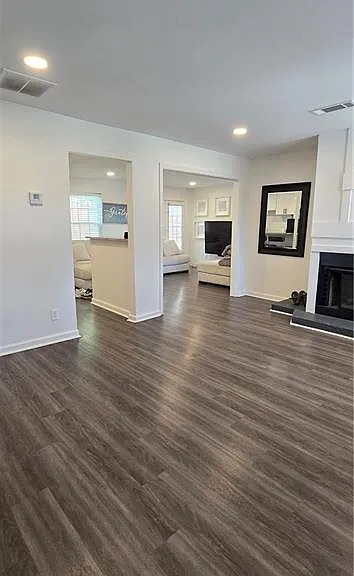 606 W Lake Ave NW — Photo 20