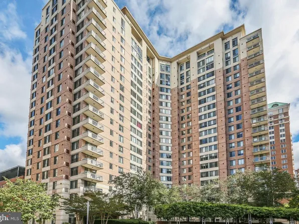 851 N Glebe Rd APT 1003, Arlington, VA 22203