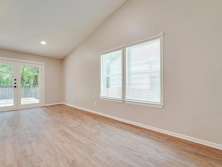 21 E Brookberry Ct — Photo 10