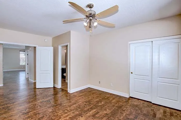 562 N Danielson Way — Photo 12