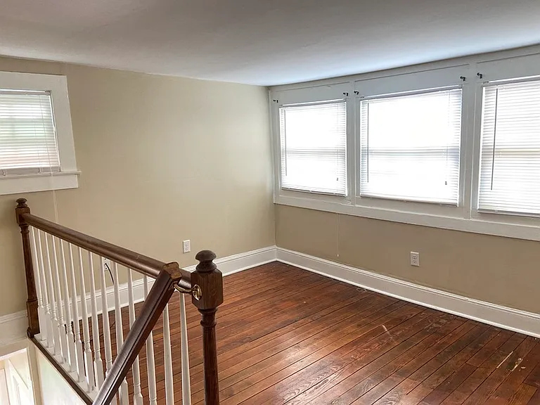 628 N Halifax Ave — Photo 19