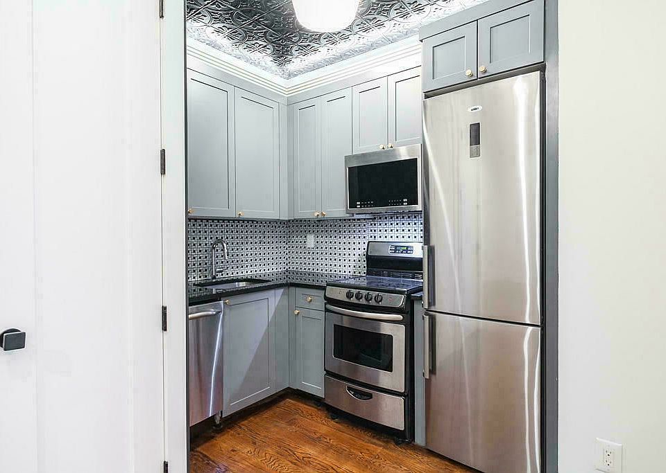 1st image of 226 Manhattan Ave #2B