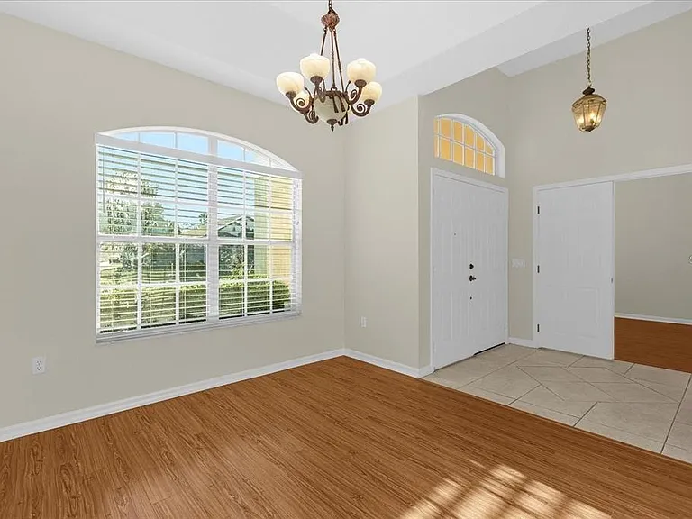 13131 Luxbury Loop — Photo 3