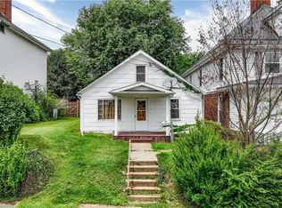 327 W Main St, Barnesville, OH 43713