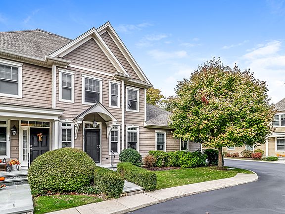 102 Colonial Village Circle