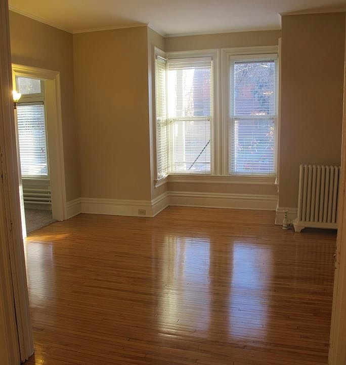 1st image of 579 Holly Ave