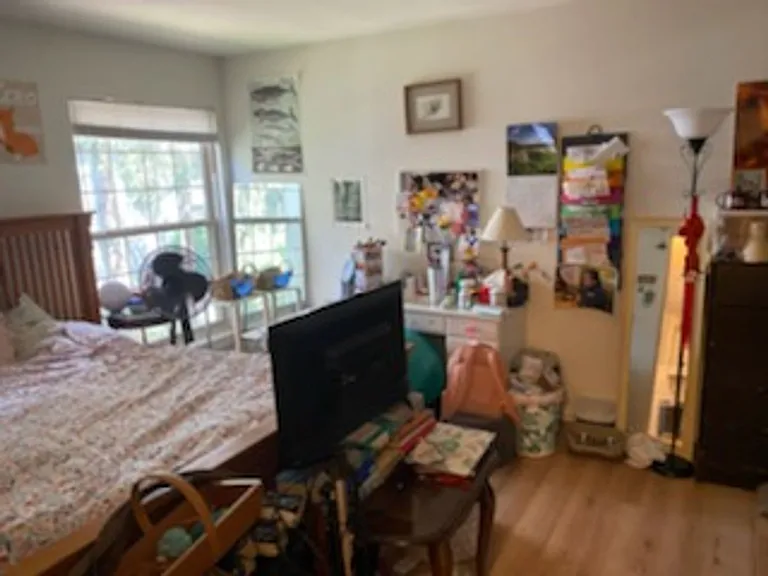 University Park Apartments near Cornell University — Photo 789