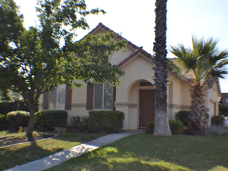 1st image of 638 Laugenour Dr