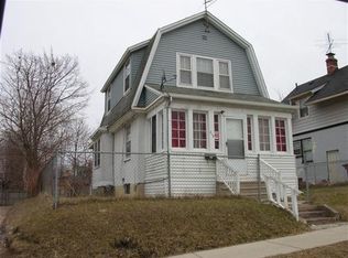 218 Edison St, Pontiac, MI 48342