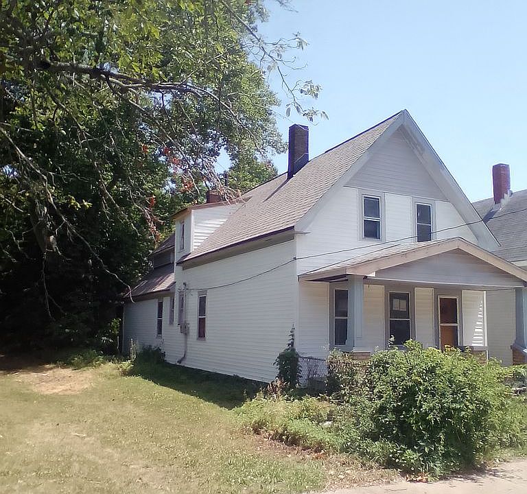 1st image of 1217 E 60th St #2