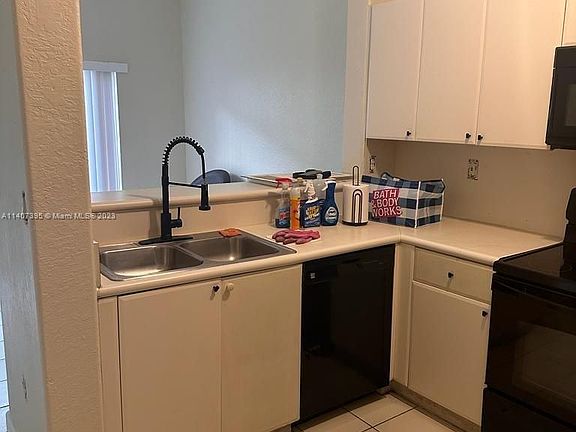 3rd image of 2460 SE 16th Ter Unit 103