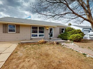 825 Macon St, Aurora, CO 80010