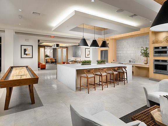 Resident Club/Kitchen
