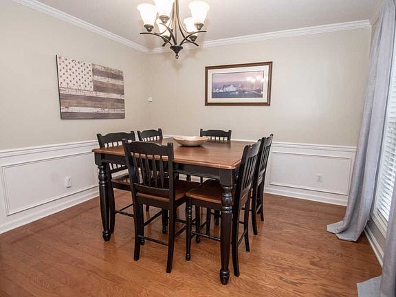 4th image of 1105 Snyder Ridge Ln