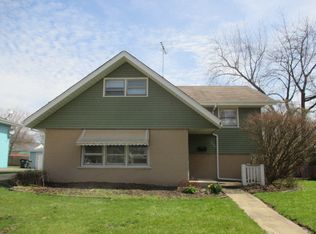 1037 Allen Ave, West Chicago, IL 60185