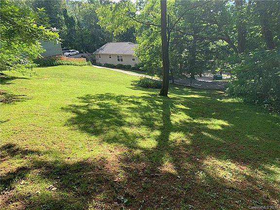 2nd image of 120 Strickland Ter