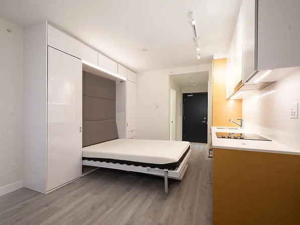 13438 Central Ave #510, Surrey, BC V3T 0N2