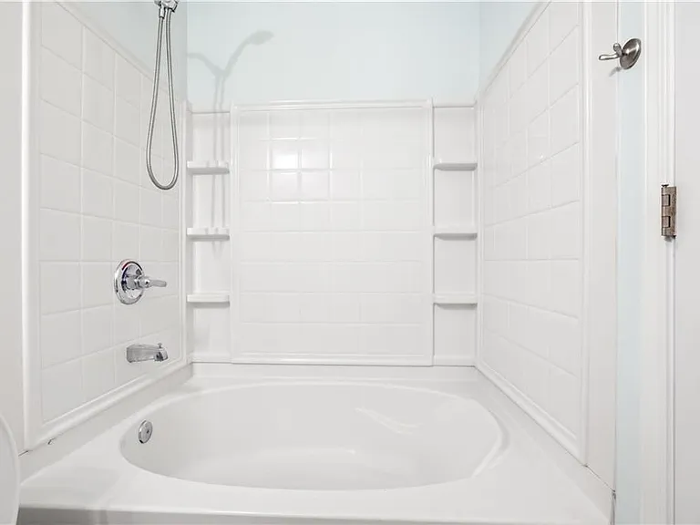 5606 Union Pointe Dr — Photo 10