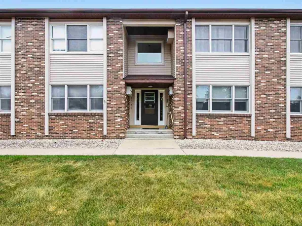835 Hayner Dr #C, Petoskey, MI 49770