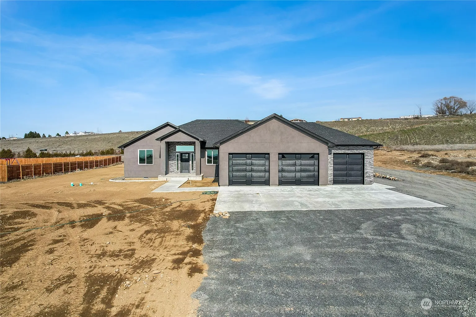 5378 NE Rd 7.4 photo 1