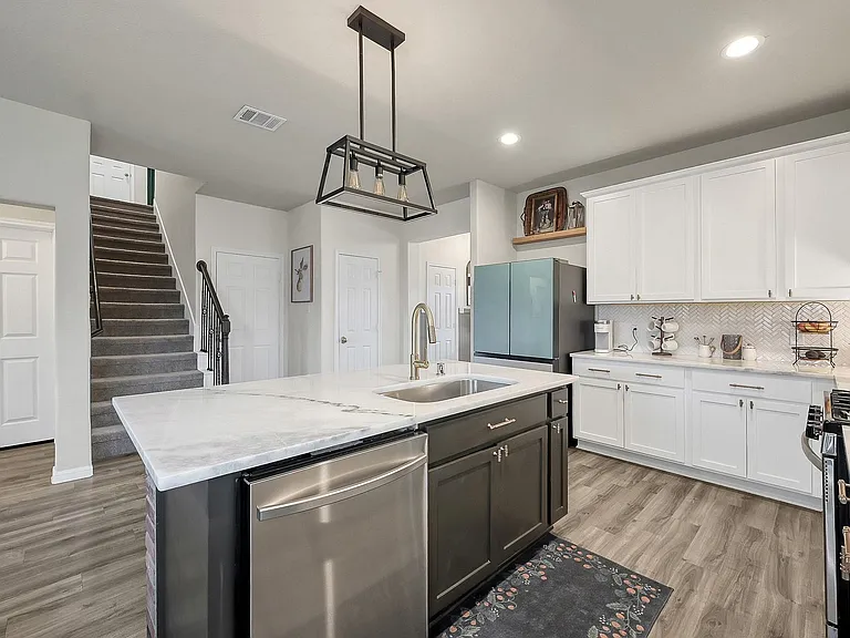 679 Red Elm Ln — Photo 10