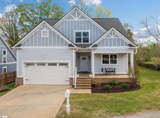 34 Seth St, Greenville, SC 29605