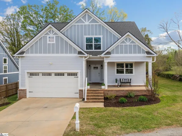 34 Seth St, Greenville, SC 29605