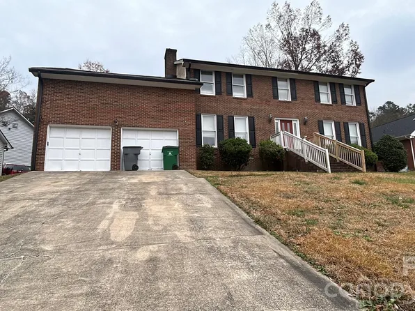 1022 Balsam Ter, Charlotte, NC 28214