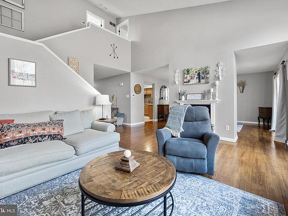 4th image of 5459 Doral Dr