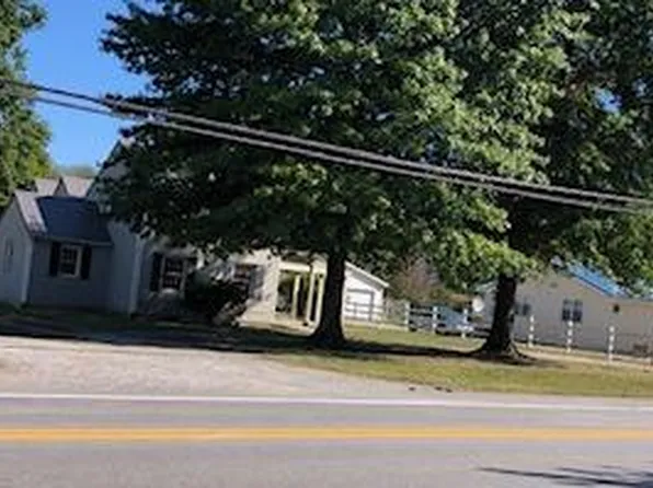 936 Roosevelt Blvd Unit C, Eleanor, WV 25070