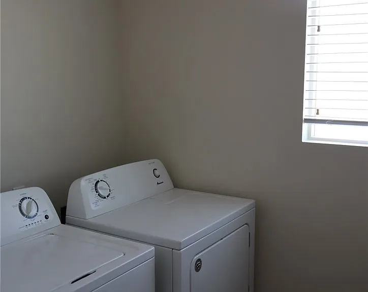 7795 Poppy Ln — Photo 13
