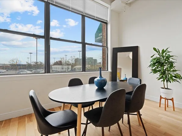 300 Communipaw Avenue image 7 of 36