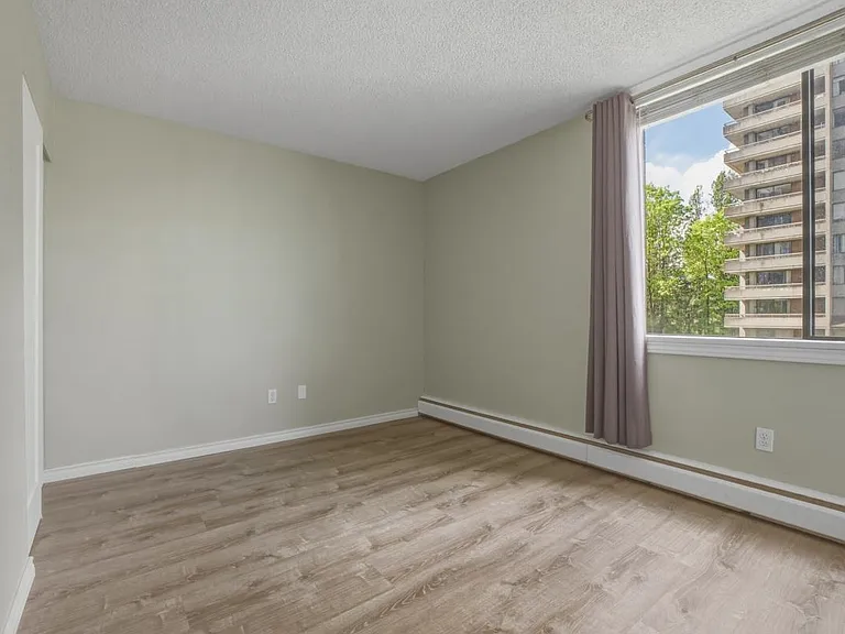 3755 Bartlett Ct #302 — Photo 14