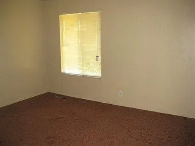 79 Villa Cir — Photo 5