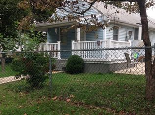 306 E Woodlawn Ave, Maple Shade, NJ 08052