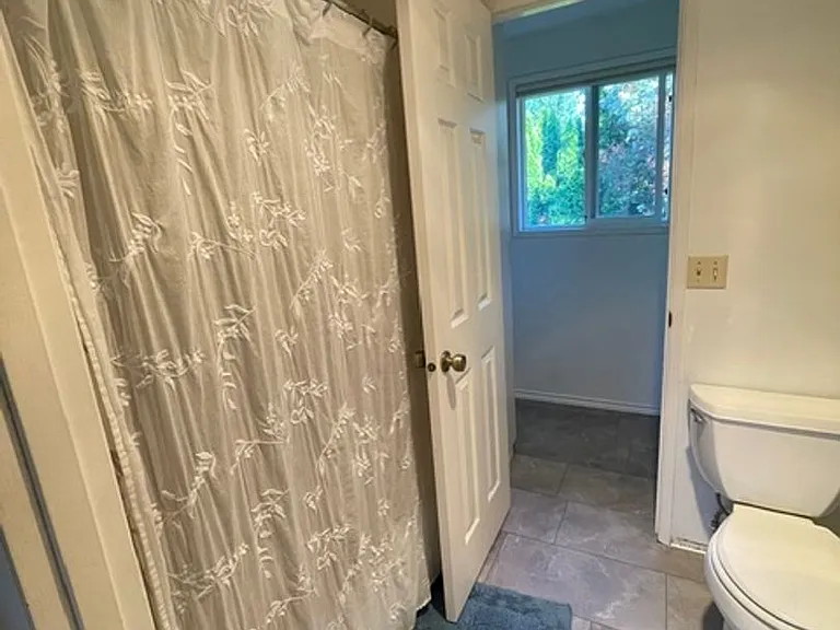 1215 Alfaretta Dr — Photo 7