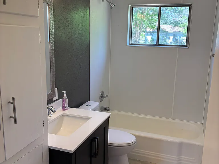3227 Galaxy Dr — Photo 2