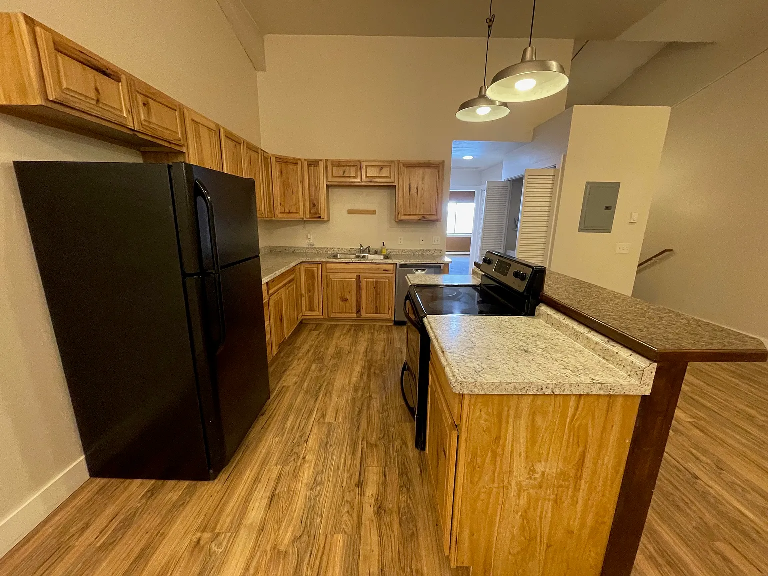 2 bed, $1,500 — Photo 3