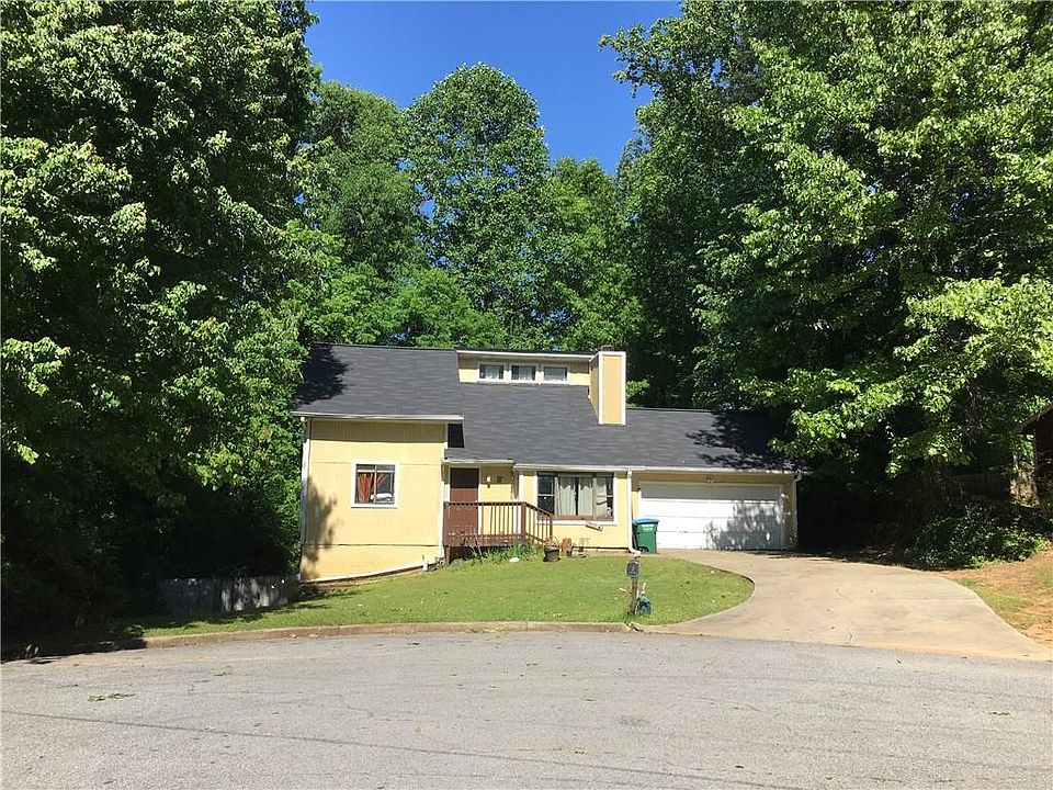 2nd image of 1601 Kings Ridge Dr