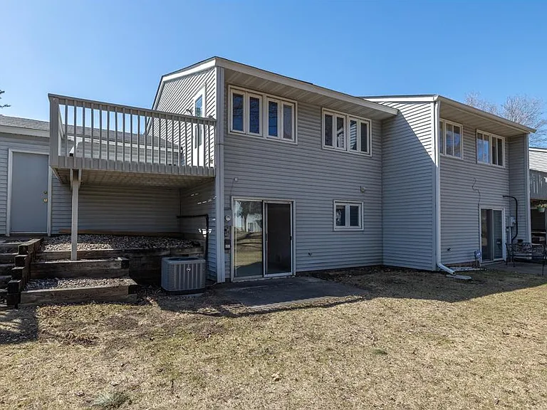 15476 Pennock Ln — Photo 39