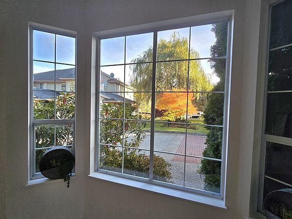 3rd image of 11502 Burnett St #31