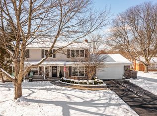 5898 Sutters Ln, Bloomfield Hills, MI