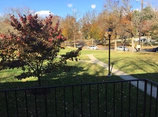 10613 Weymouth St APT 104, Bethesda, MD 20814