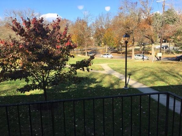 10613 Weymouth St APT 104