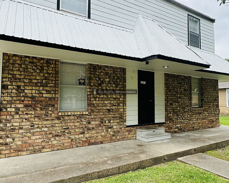 1st image of 1122 Dallas St APT 2