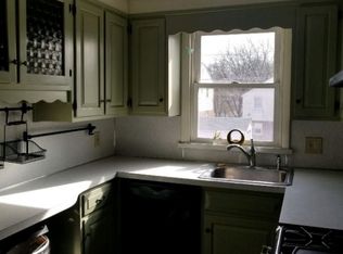 409 Sycamore Rd, West Reading, PA 19611