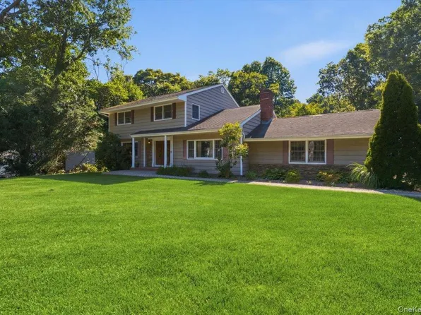 6 Redwood Drive, Dix Hills, NY 11746