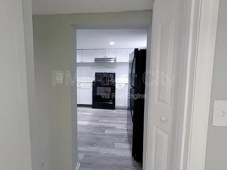 1867 W 41st St — Photo 3