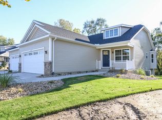 4036 Stone Ridge Dr, Jackson, MI 49201