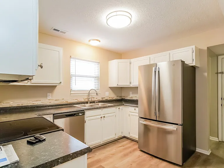 40 Crestview Dr — Photo 7